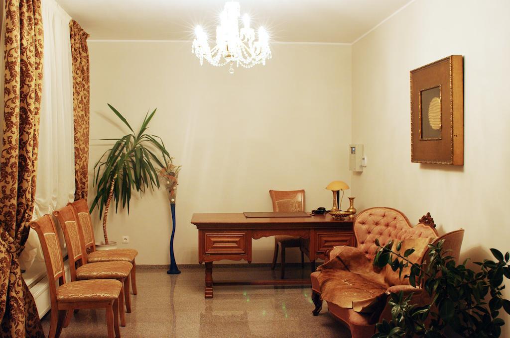 Luka Hotel Marijampolė Kültér fotó